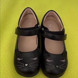 Place Black Mary Jane Kids Shoes with Cat Face Embroidery